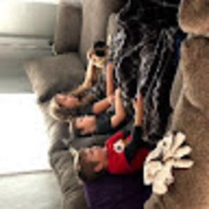 Meet your Posher, Danielle